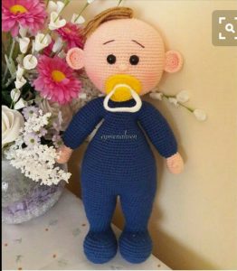 Amigurumi örgü oyuncak bebek modeli yapılışı anlatımlı