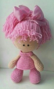 Amigurumi pembe elbiseli örgü oyuncak kız modeli yapılışı anlatımlı