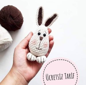 Amigurumi örmeye yeni başlayanlar için kolay ve pratik örgü tavşan modeli tarifi anlatımlı 