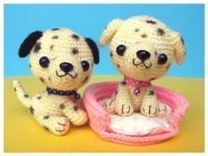 Amigurumi oyuncak dalmaçyalı köpek modeli